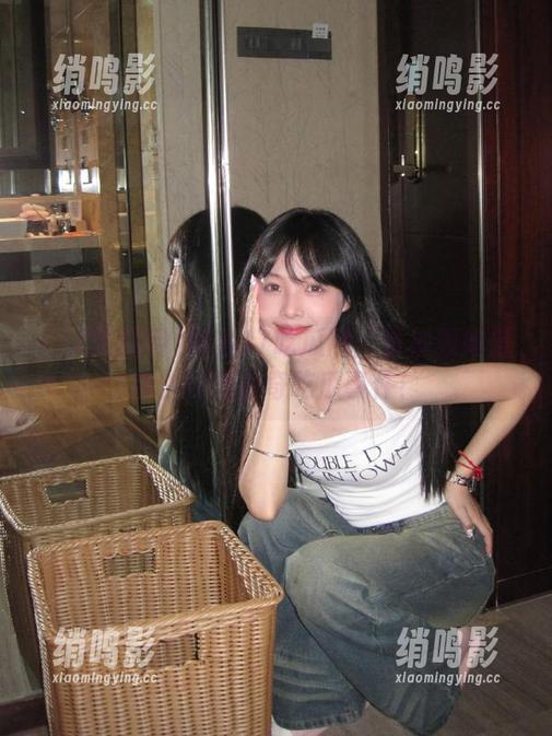 揭秘17吃瓜网：看视频如何带你探索新奇吃瓜事件！