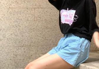 51今日吃瓜群众爆料：多段视频曝光，吃瓜群众反应热烈！
