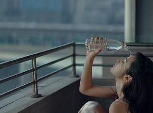 女生们，快上吃瓜网51爆料，观看今天的头条猛料，一起来讨论！