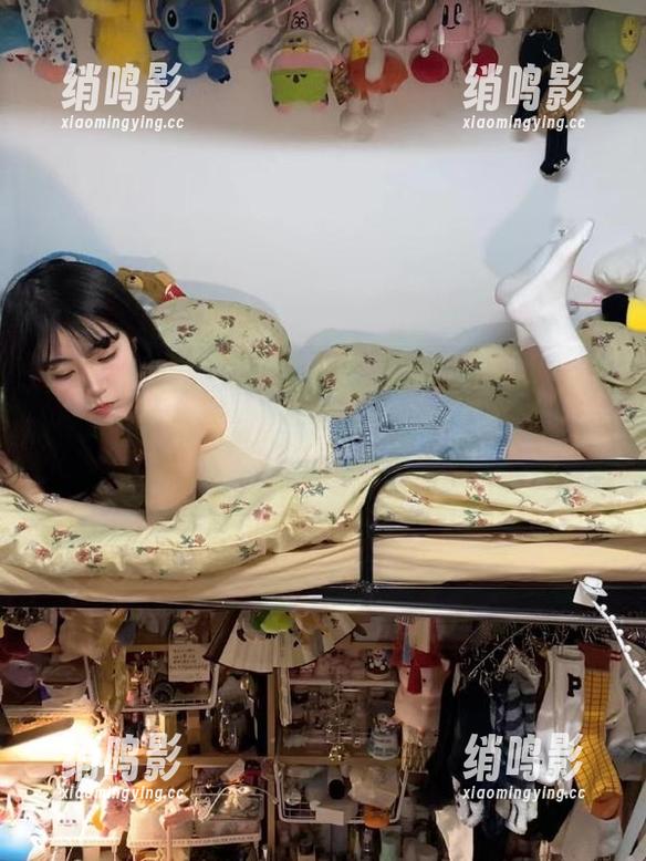 享受51黑瓜吃料网下载，快速导航，完美收藏，让吃瓜乐趣无穷！