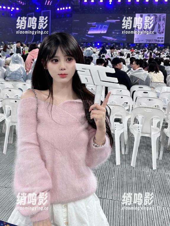 妹子私藏的www.17.ccm首页热点，吃瓜党必备小宝藏