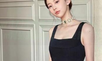 不想错过八卦？www.17.ccm网站最新动态实时更新中！