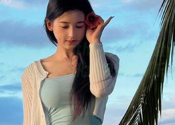 邀你在zztthl.ccm上体验不同线路，享受多元化的视频吃瓜乐趣