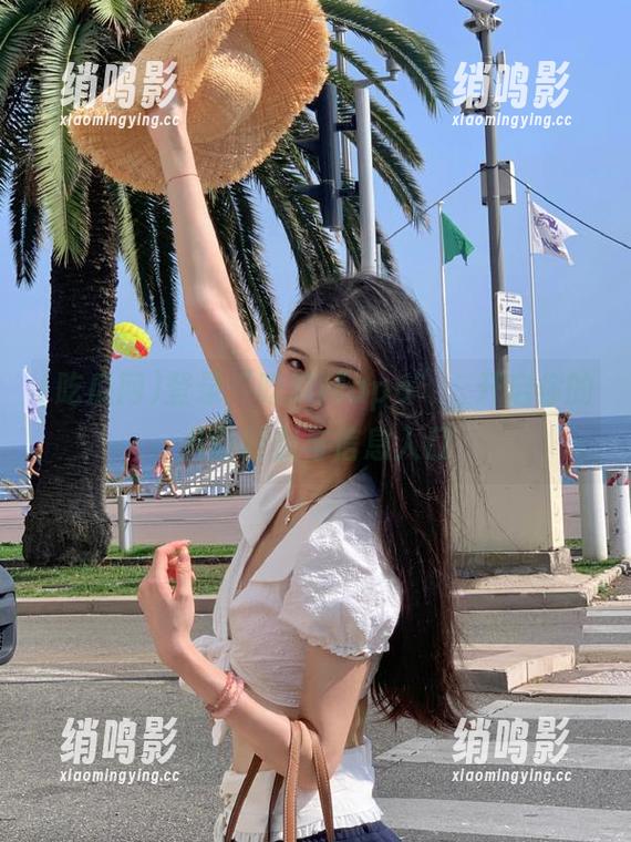 登录“吃瓜网app”，开启你的八卦时刻与信息入口