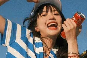 好莱坞黑料正能量网站：娱乐圈内幕让你大开眼界