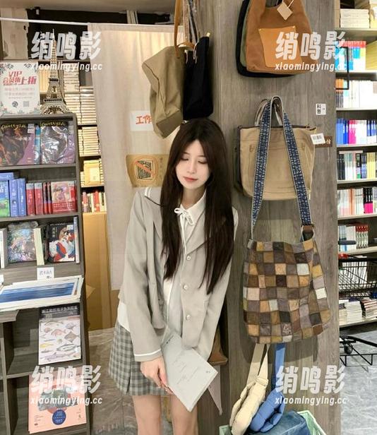 明星黑料网站观看平台推荐，轻松掌握最新动态