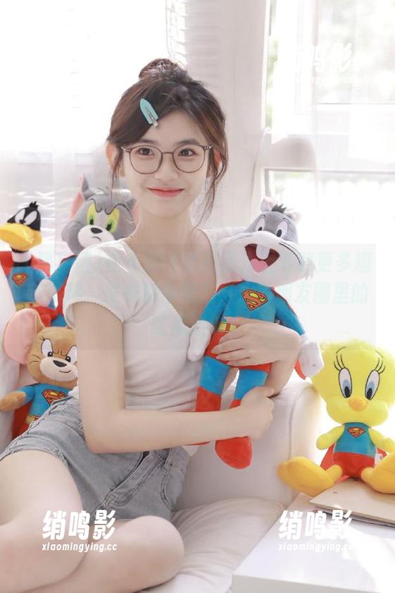 在《911黑料网》上下载更多趣味资料，发布独家黑料，成为朋友圈里的吃瓜达人！